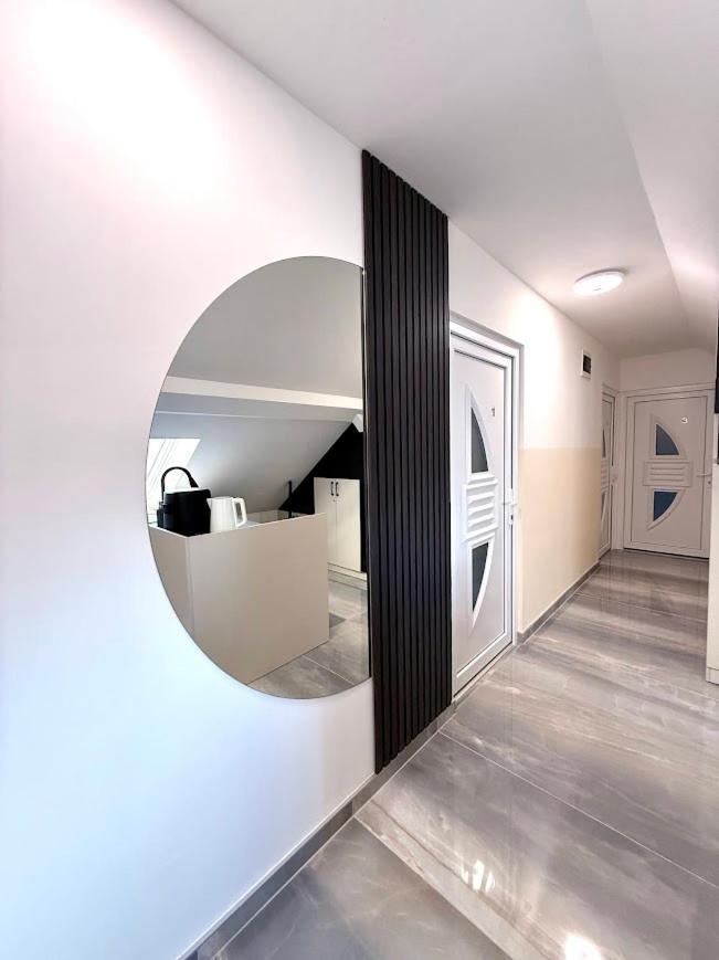 Kuriozum Vendeghaz Hotel Szeged Ngoại thất bức ảnh