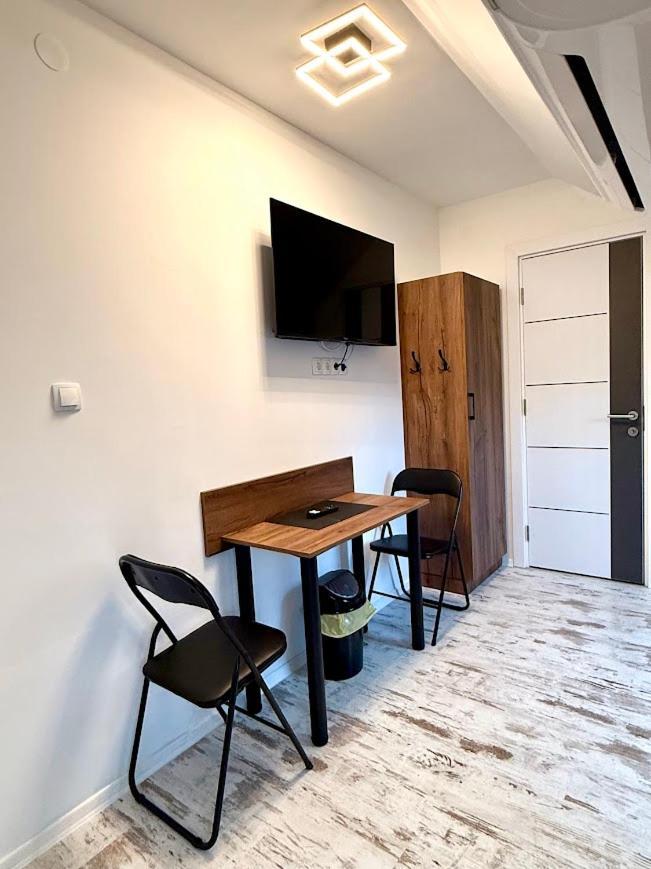 Kuriozum Vendeghaz Hotel Szeged Ngoại thất bức ảnh