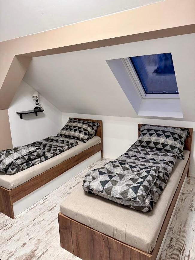 Kuriozum Vendeghaz Hotel Szeged Ngoại thất bức ảnh
